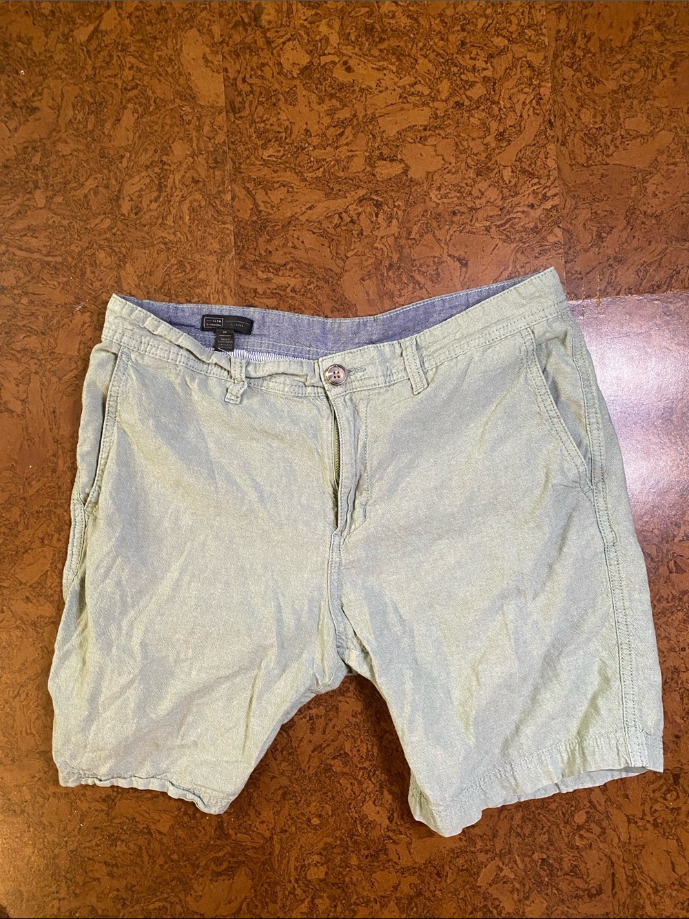 14th & Union Men's Pale Green Flat-Front Shorts